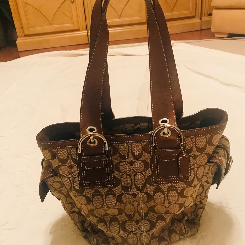 Coach Carry-All Purse - Picture 2 of 5